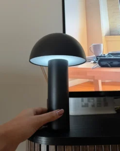 Bezprzewodowa lampa stołowa LED BOJO Ze ściemniaczem Metal Czarny